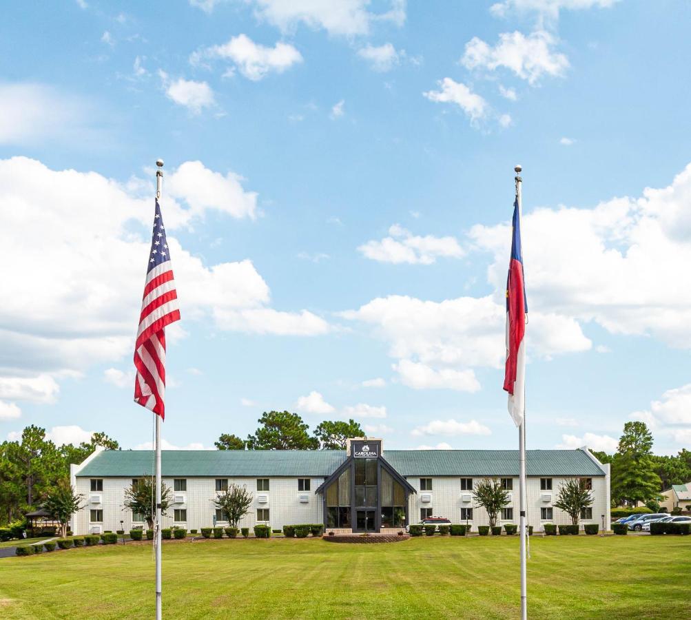Carolina Pine Inn Near Southern Pines-Pinehurst Pinebluff Exterior photo